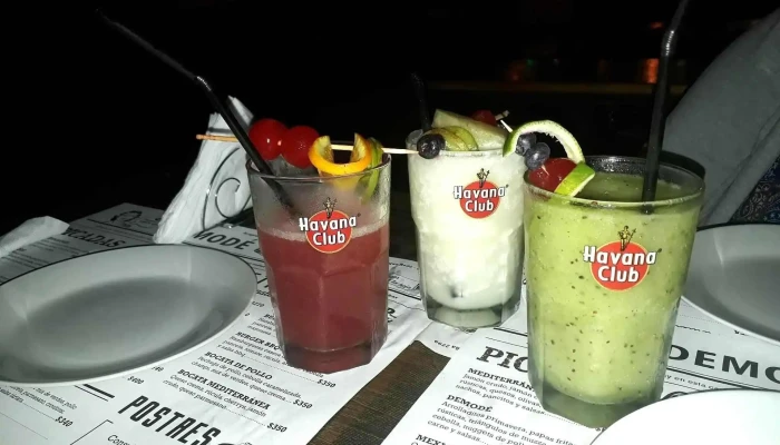 Demode Cafe Bar Jugo - Montevideo