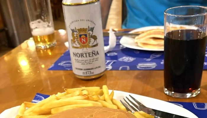 Derby Sport Cafe -  Comentario 7 - Montevideo