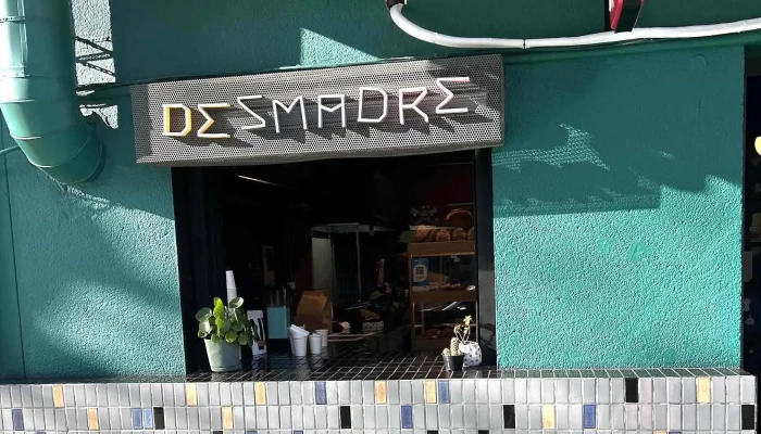 Desmadre Pan Y Cafe Comentario 4 - Montevideo