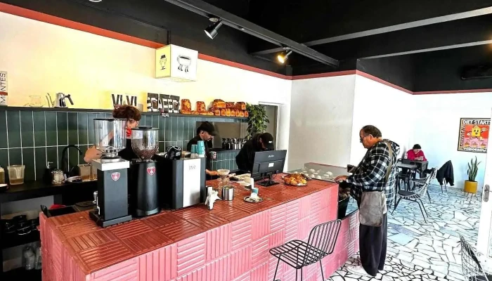 Desmadre Pan Y Cafe Del Propietario - Montevideo