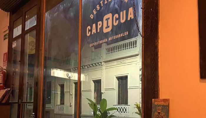 Destileria Capicua Comentario 5 - Montevideo