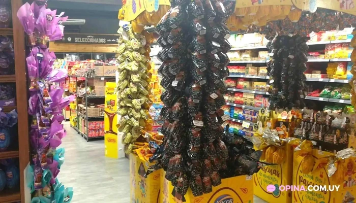 Devoto Fresh Market Videos - Montevideo