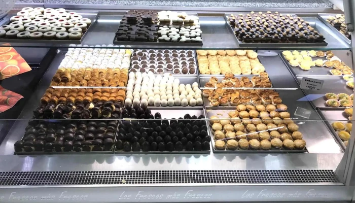 Devoto San Quintin Alimento - Montevideo