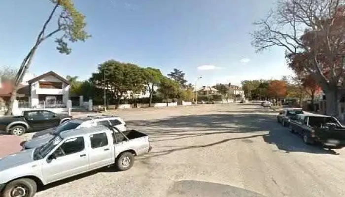 Dilema Cafe Restobar Street View Y 360 - Montevideo