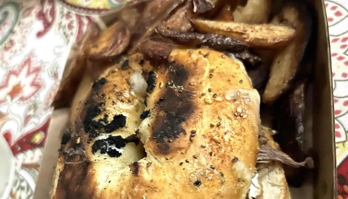 Dino -  Comentario 1 - Punta del Este