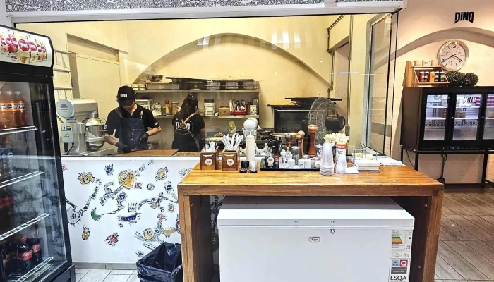 Dino -  Comentario 8 - Punta del Este