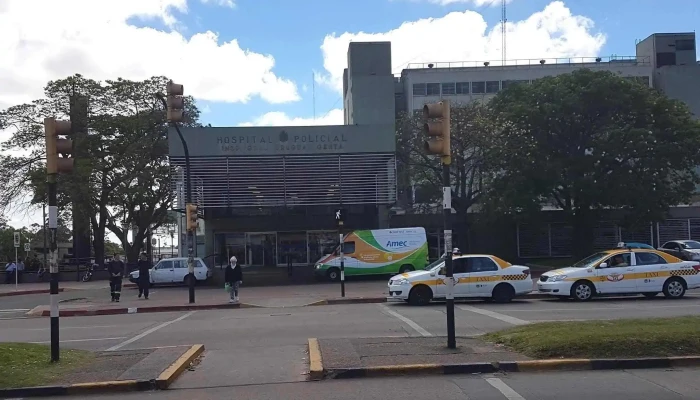 Direccion Nacional De La Sanidad Policial   Hospital Policial Comentarios - Montevideo