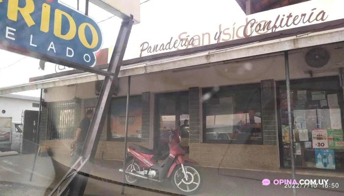 Disa -  Exterior - Rafael Perazza