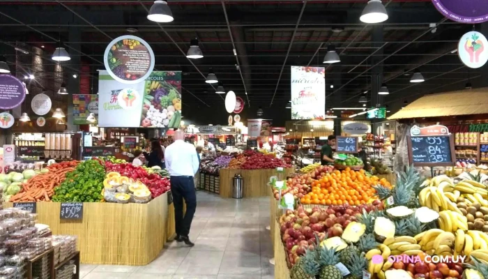 Disco Fresh Market Interior - Montevideo
