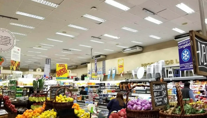 Disco Fresh Market Obligado -  Interior - Montevideo