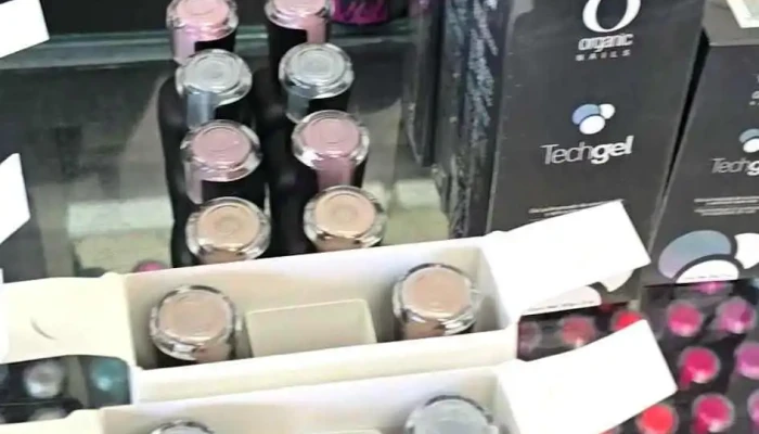 Distribuidor de Salerm , Mega Profissional, Mia Secret, Organic - 20200 Piriápolis