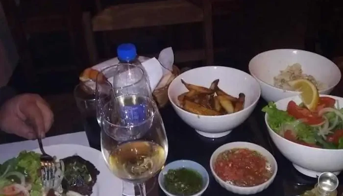 Dona Petrona Comida Y Bebida - Florida