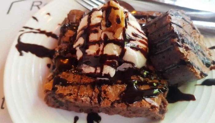 Dos 22 Restaurante -  Brownie - Col. del Sacramento