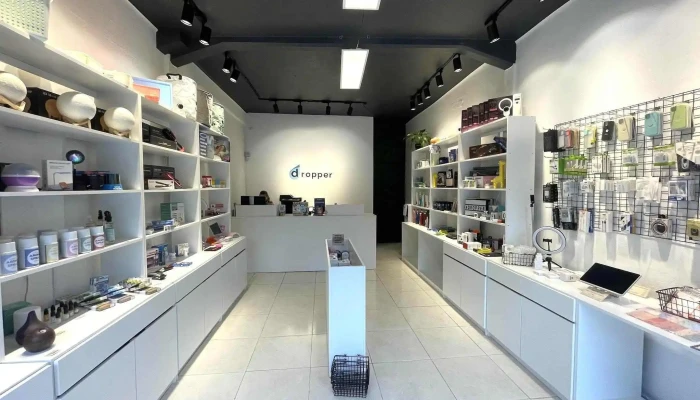 Dropper -  Interior - Montevideo