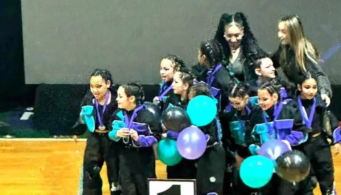 Ea Dance Studio Escuela De Baile Eliseo Alvarez Mas Recientes - Montevideo