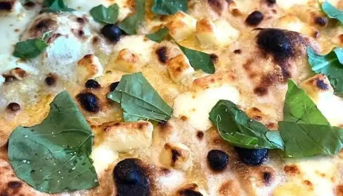 Ebans Pizza - Playa Pascual