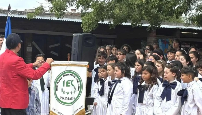 Edea Escuela De Arte N90 -  Uniforme Escolar - San Carlos