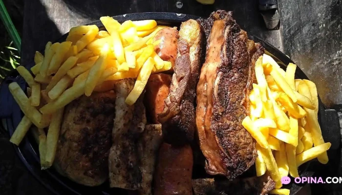 El Algarrobal -  Comidas Y Bebidas - Mercedes