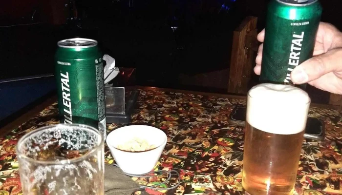 El Bacilon Pub -  Comidas Y Bebidas - Montevideo