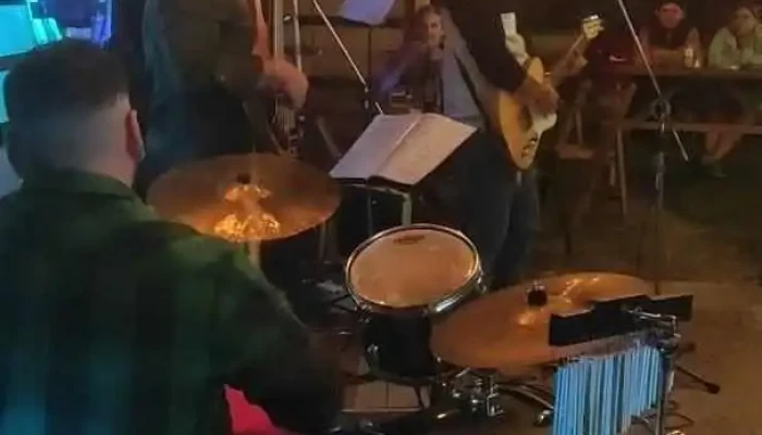 El Boliche Resto -  Bar Videos - Guichón