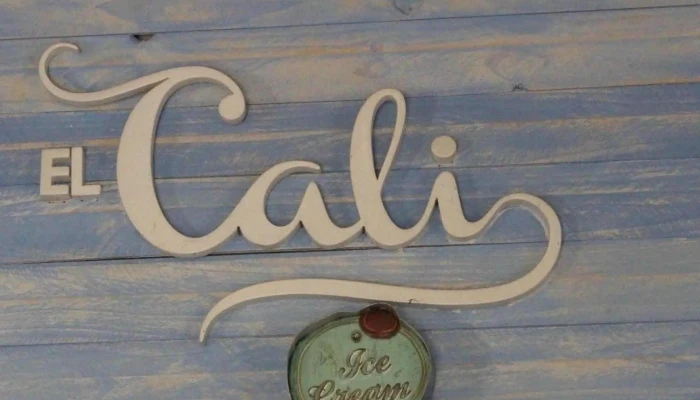 El Cali Heladeria Y Cafeteria Comentario 5 - Col. del Sacramento