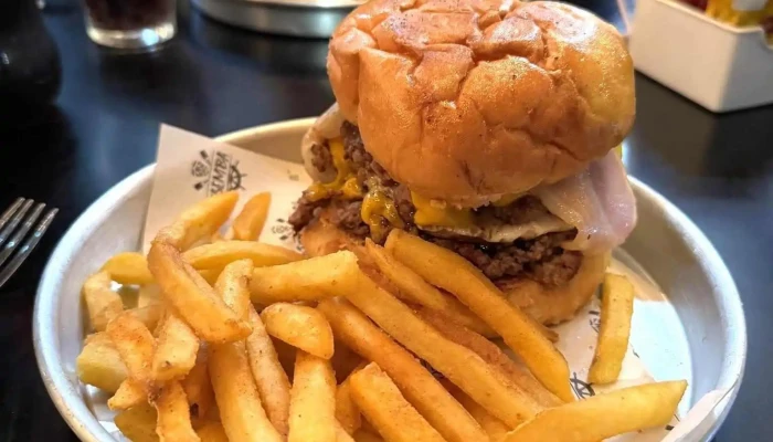 El Desembarco Punta Del Este -  Hamburguesa - Punta del Este