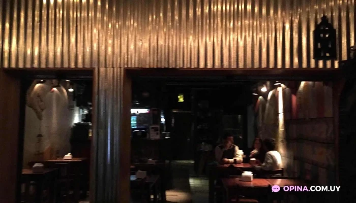 El Farolito -  Todo - Montevideo