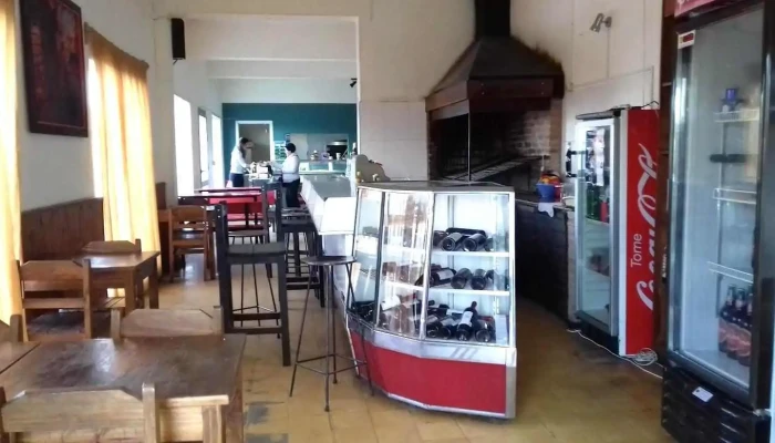 El Gaucho Parrilla -  Pizzeria Polleria Ambiente - Sarandí del Yí