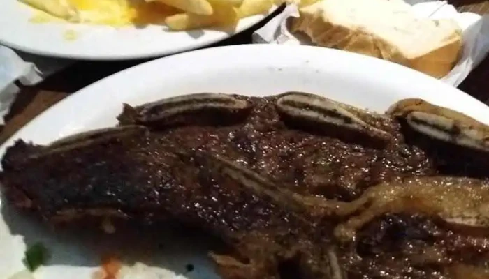 El Gaucho Parrilla -  Pizzeria Polleria Papas Fritas - Sarandí del Yí