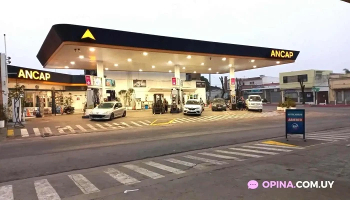 El Mastilazo -  Estacionamiento - Las Piedras