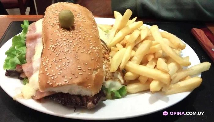 El Mercosur -  Sandwich De Pollo - Col. del Sacramento