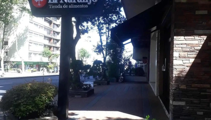 El Naranjo -  Estacionamiento - Montevideo