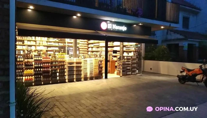 El Naranjo -  Interior - Montevideo