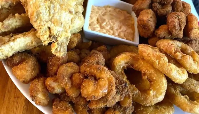 El Nuevo Sargo Restaurante Pizzeria Y Chiviteria -  Comidas Y Bebidas - La Paloma