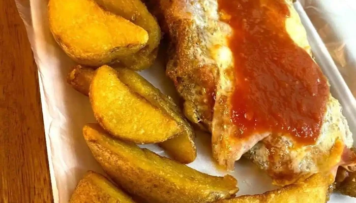 El Nuevo Sargo Restaurante Pizzeria Y Chiviteria -  Papas Fritas - La Paloma