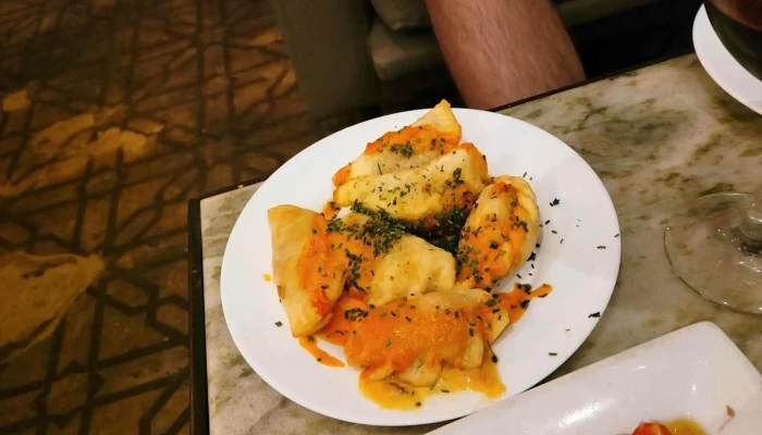 El Otro Es Mercat -  Comidas Y Bebidas - Montevideo