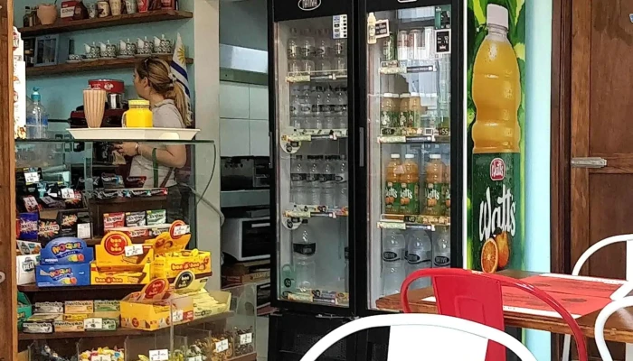 El Palacio Cafe Cocina Comentario 2 - Salto