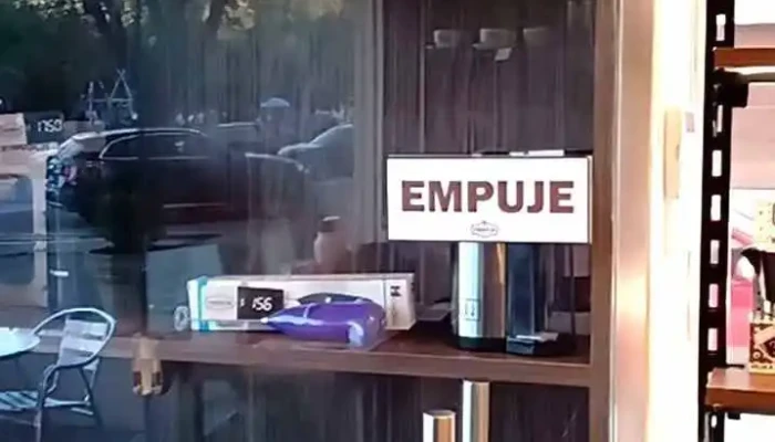 El Palacio Del Cafe Videos - Montevideo