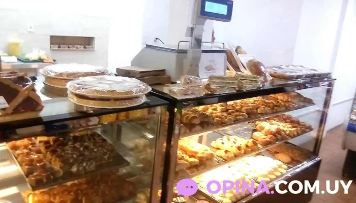 El Pampa (Minimercado) - 70000 Col. Del Sacramento