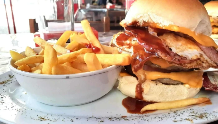 El Refugio -  Comidas Y Bebidas - Montevideo