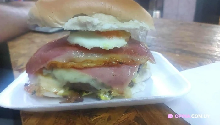 El Rey Del Chorizo -  Hamburguesa - Montevideo