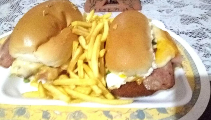 El Rey Del Chorizo -  Papas Fritas - Montevideo