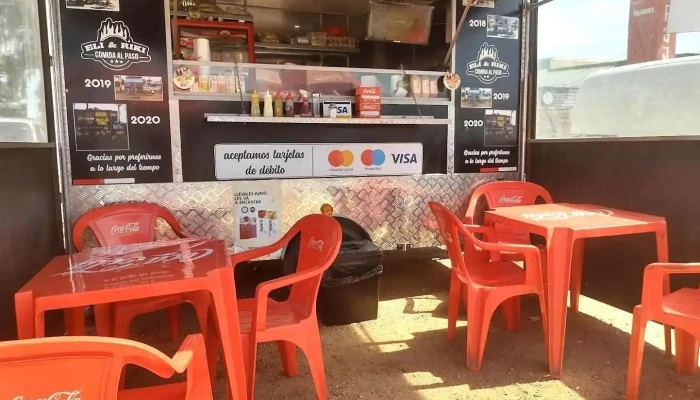 Eli Riky Comida Al Paso Ambiente - Paso Carrasco