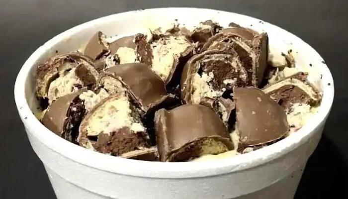 Eli Seven Pizzeria Rotiseria Milanesas Chivitos Helados Empanadas Y Bebidas Helado De Chocolate - Ciudad del Plata