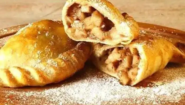 Empanadas 100 Artesanal Empanada - Punta del Este