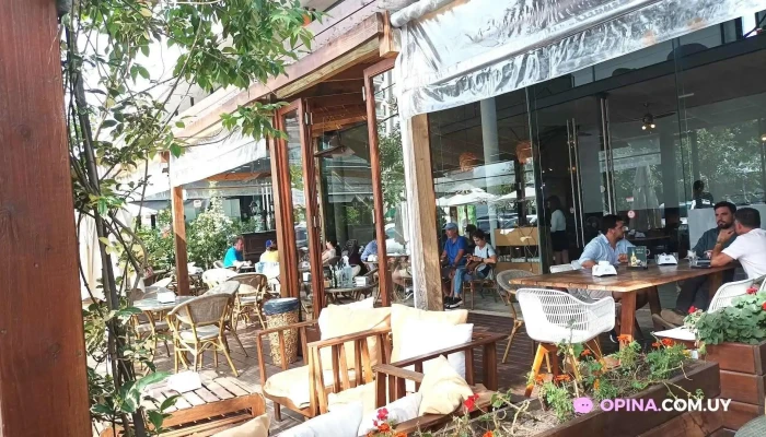 Empanadas 100 Artesanal Todas - Punta del Este