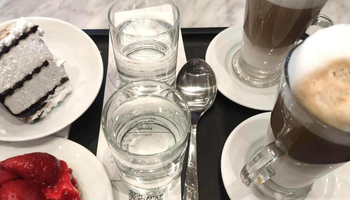 Emporio Cafe Comentario 1 - Montevideo