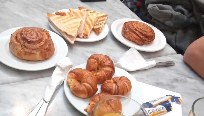 Emporio De Los Sandwiches Comentario 10 - Ciudad de la Costa