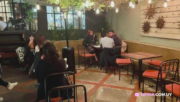 Escaramuza -  Videos - Montevideo