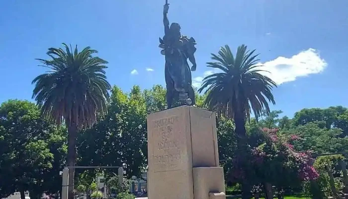 Escuela 2 -  Videos - Dolores